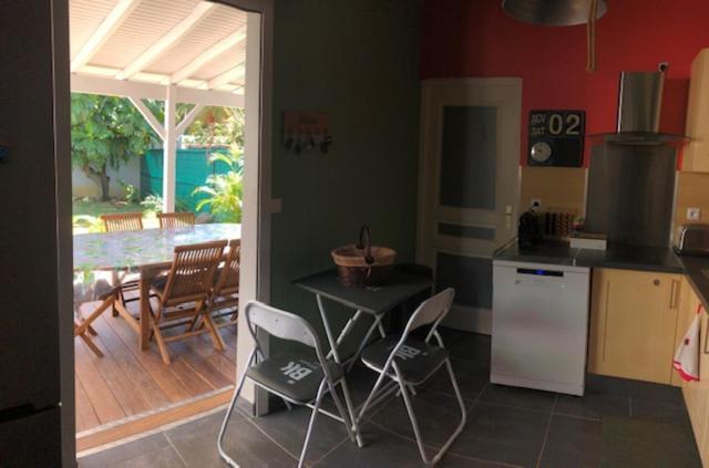 Habitation Baliache - Maison créole avec jardin privatif, plage à 200m Deshaies Exterior foto